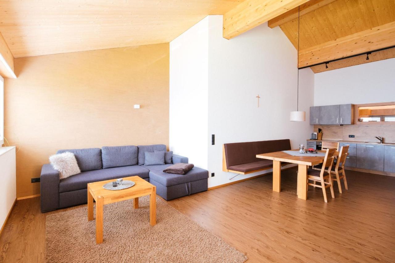 Alpenpanorama Konzett Apartment Faschina Ngoại thất bức ảnh