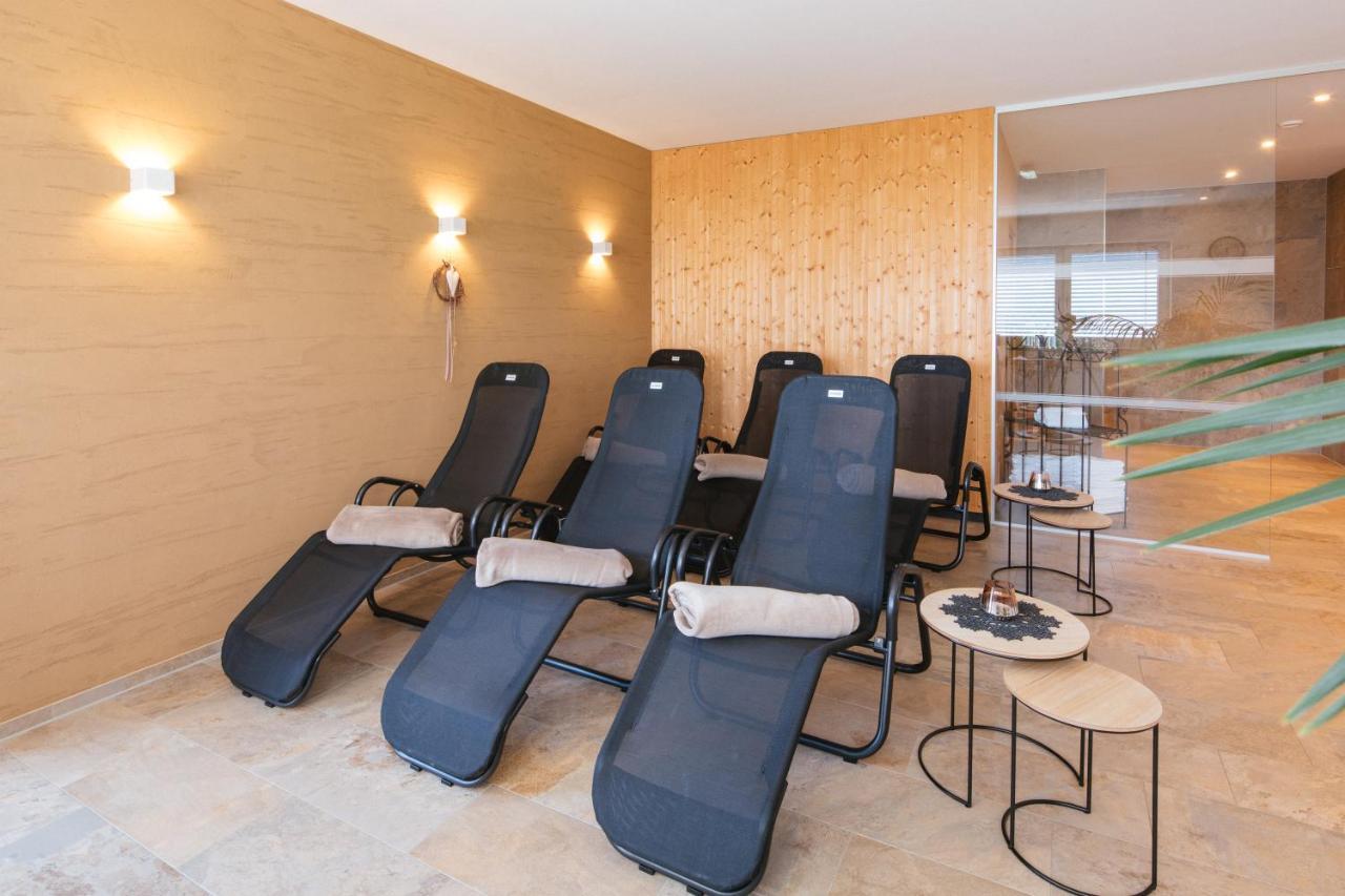 Alpenpanorama Konzett Apartment Faschina Ngoại thất bức ảnh