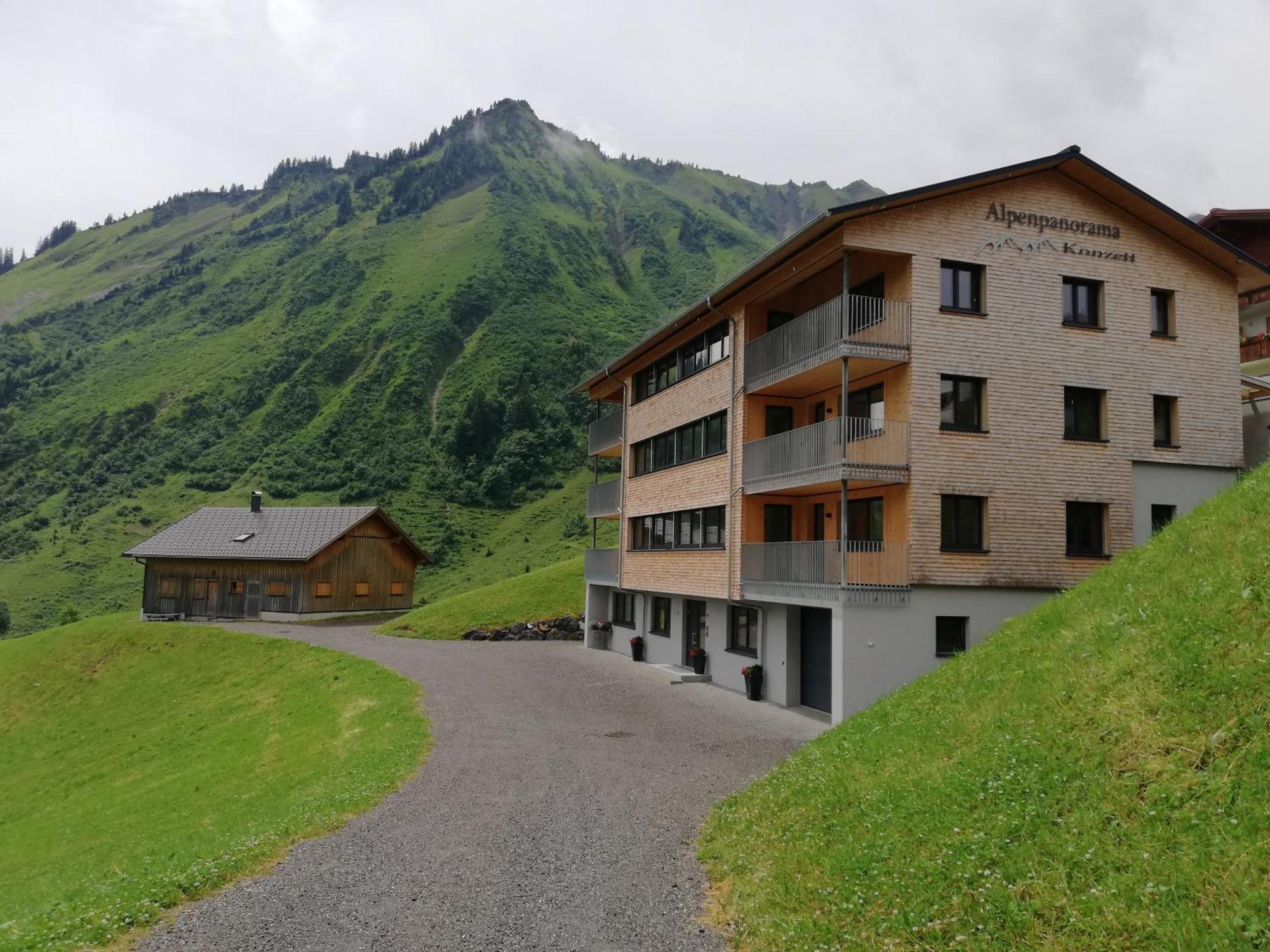 Alpenpanorama Konzett Apartment Faschina Ngoại thất bức ảnh